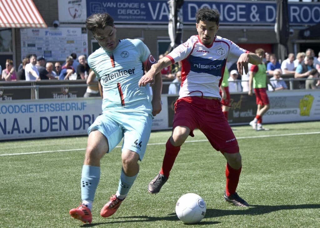 BARENDRECHT KANSLOOS TEGEN JONG ALMERE: 0-5